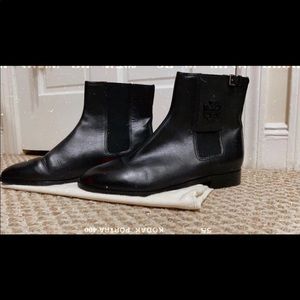 Tory Burch Women’s Leather Chelsea Boot